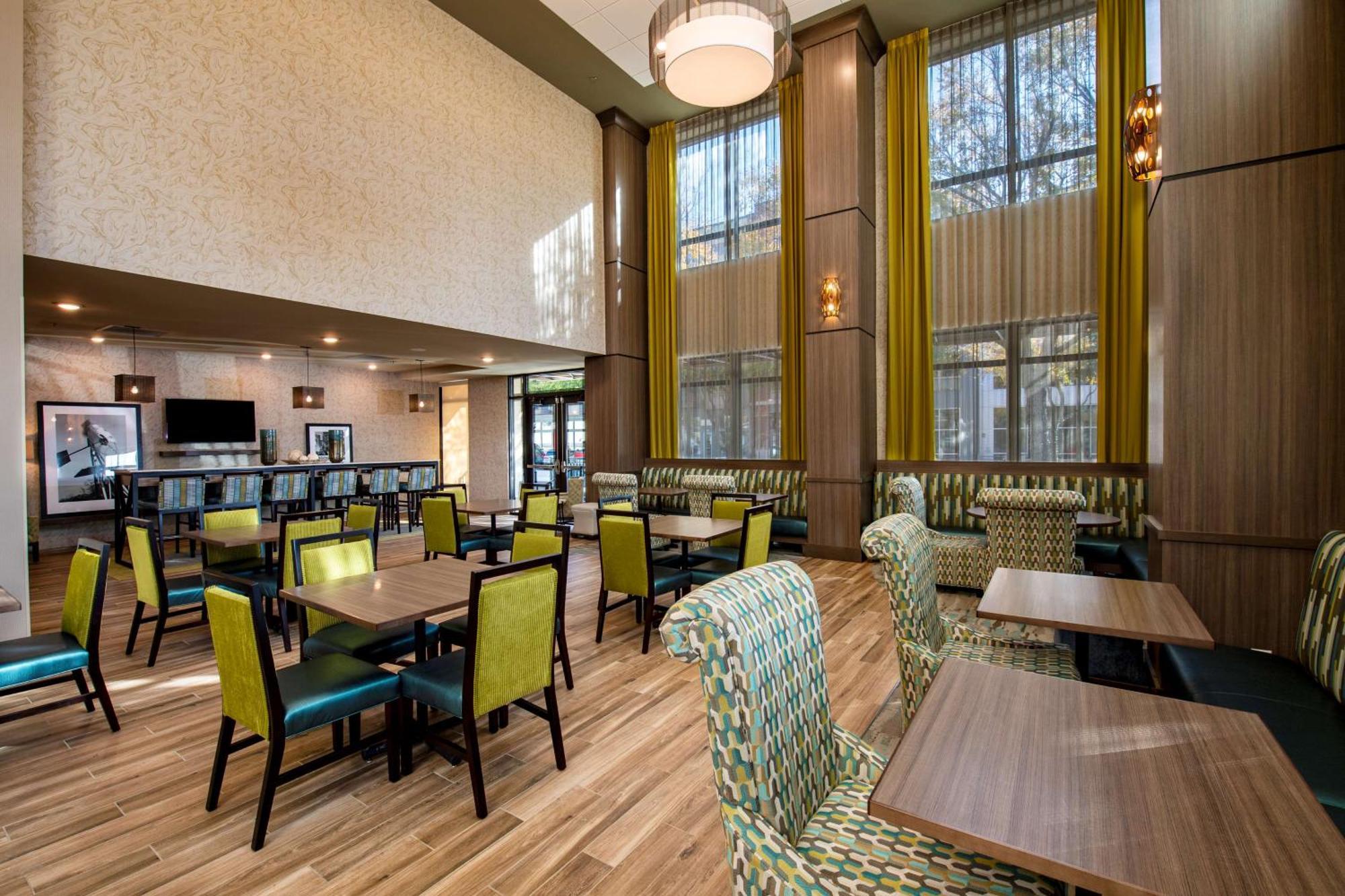 Hampton Inn & Suites Keller Town Center Exteriör bild