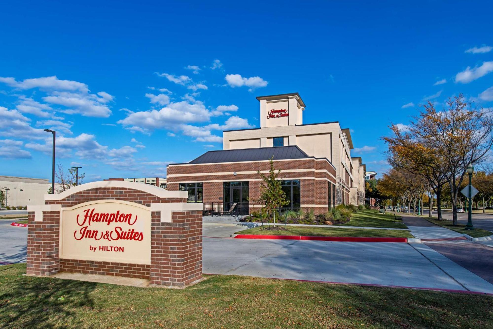 Hampton Inn & Suites Keller Town Center Exteriör bild